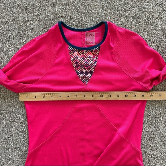 Lucky in Love Pink Ink Print Long Sleeve Pull Over Top Small - Picture 6 of 9